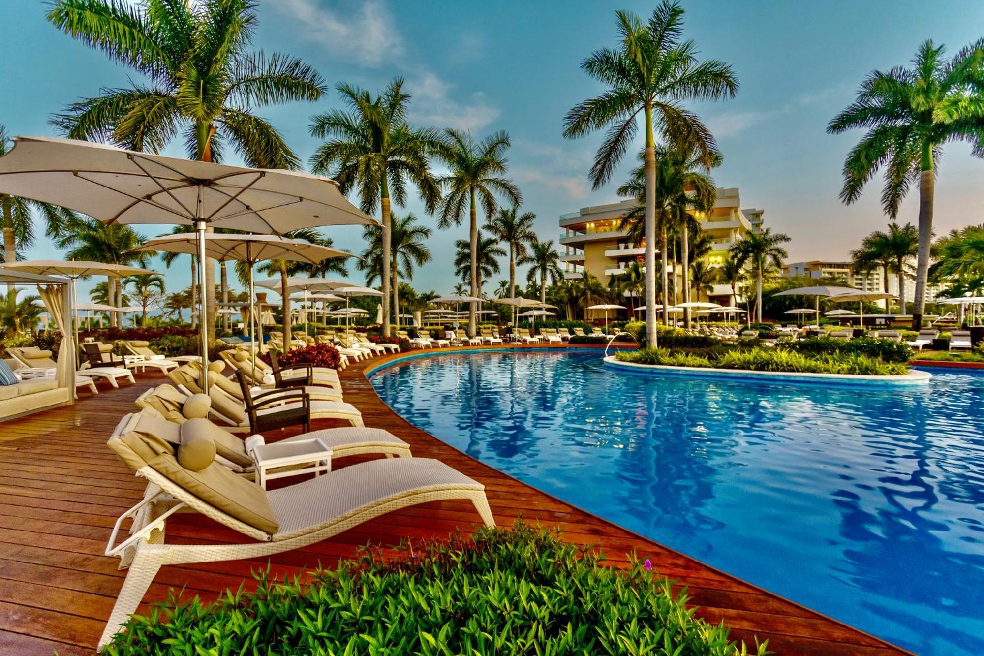 Grand Luxxe Two Bedroom Suite - Nuevo Vallarta Esterno foto